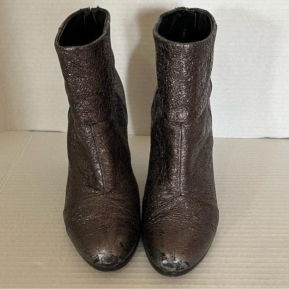 Rag & Bone Women’s Newbury Gunmetal Crinkle Leather Black Ankle Bootie 6.5 - Picture 3 of 15